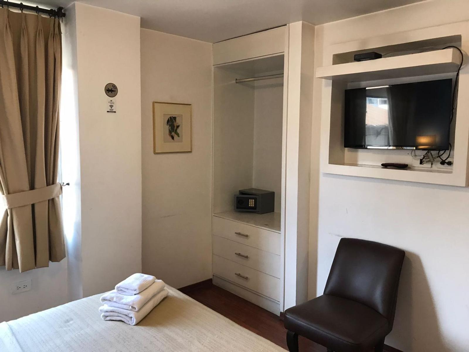 Filatelia Suites & Travel Quito Exteriör bild