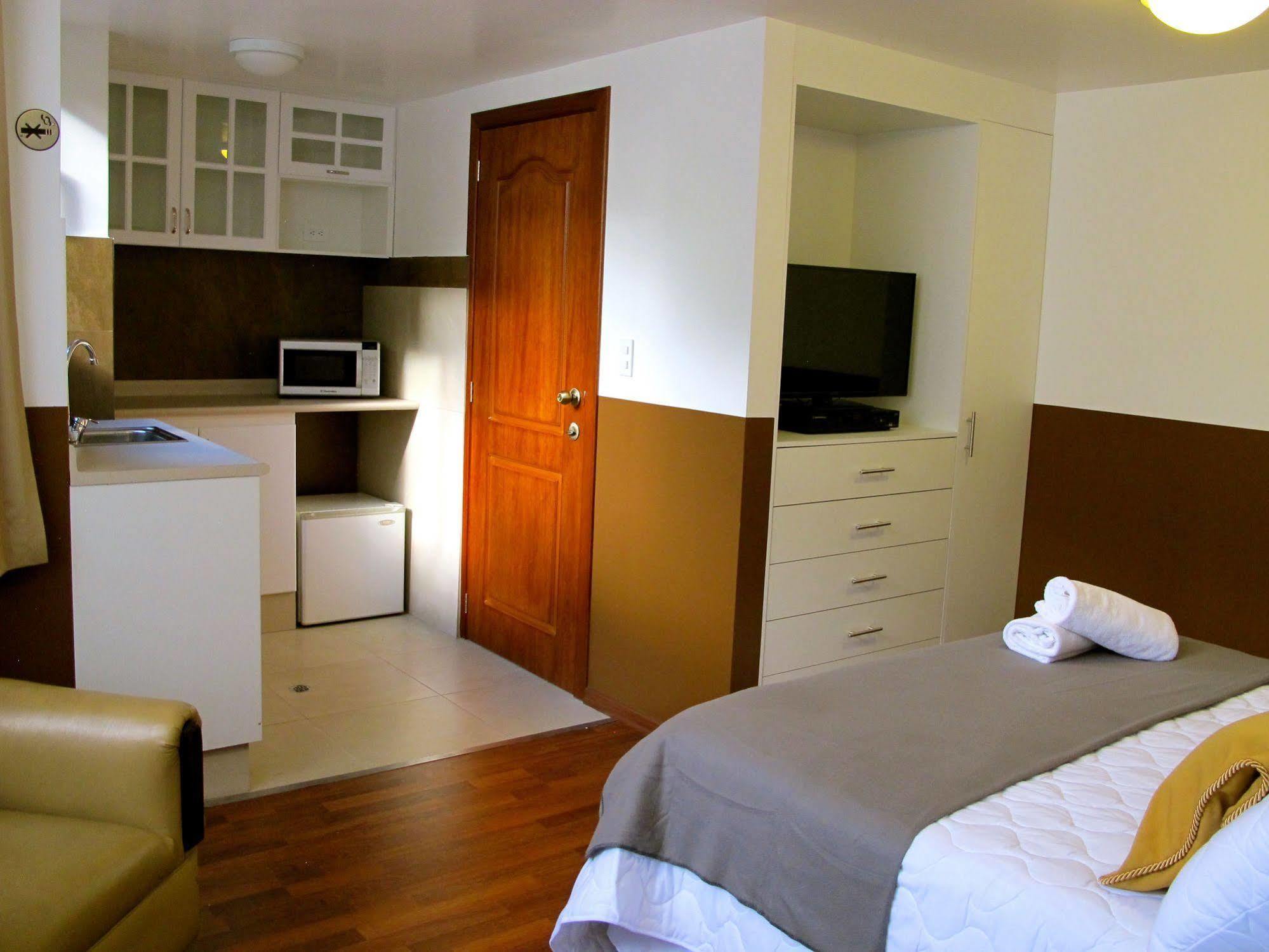 Filatelia Suites & Travel Quito Exteriör bild